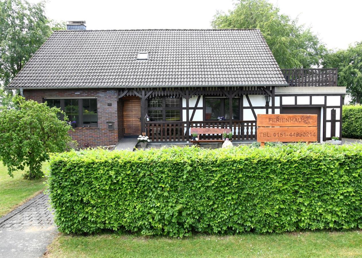 Ferienhaus Droefter Blick Моншау Экстерьер фото